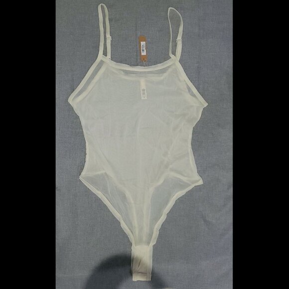 NWT SKIMS 4X Summer Mesh Cami Bodysuit BONE - Picture 1 of 3